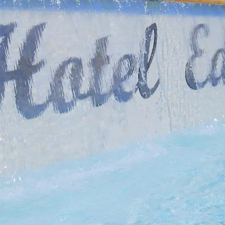 Eden Hotell 3*
