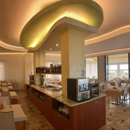 Eden Hotell 3*